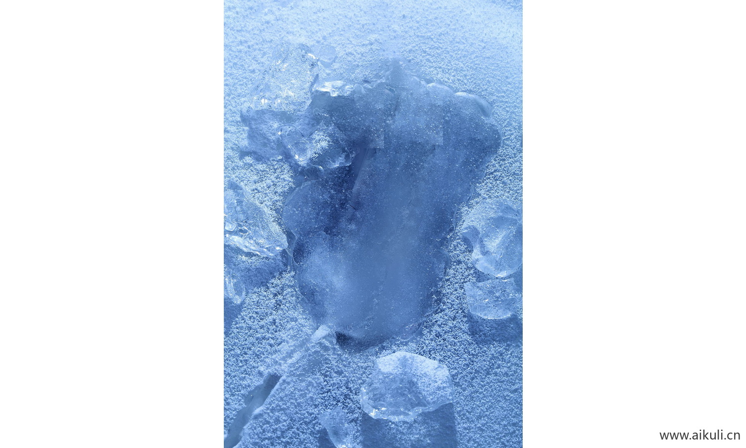 冬日雪地冰块